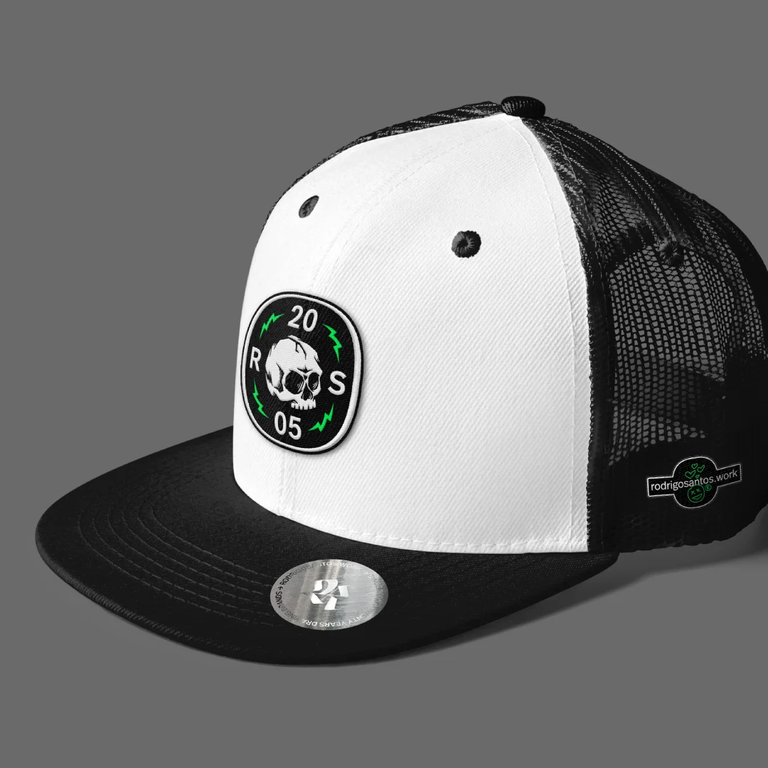 rs20 — trucker cap with embroidered skull emblem